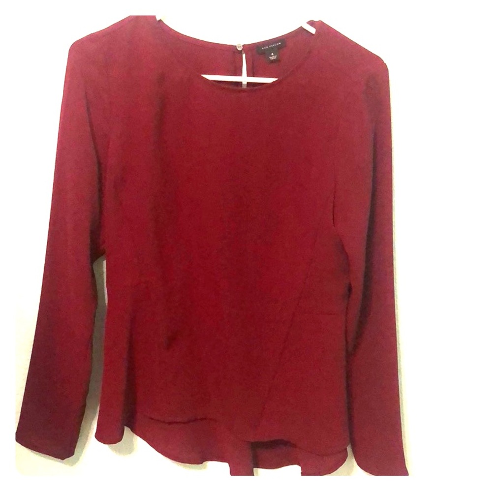 Ann Taylor blouse in great condition.